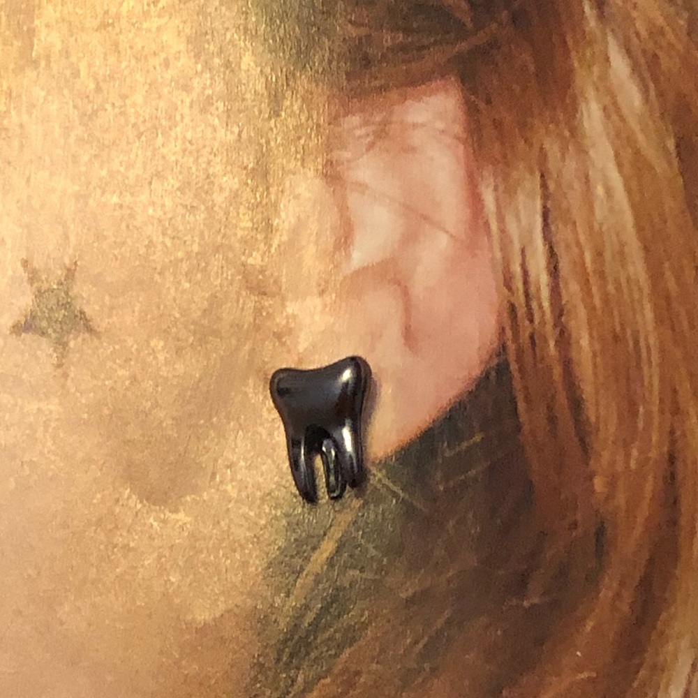 Stunning Titanium Stud Tooth Earring - image 4